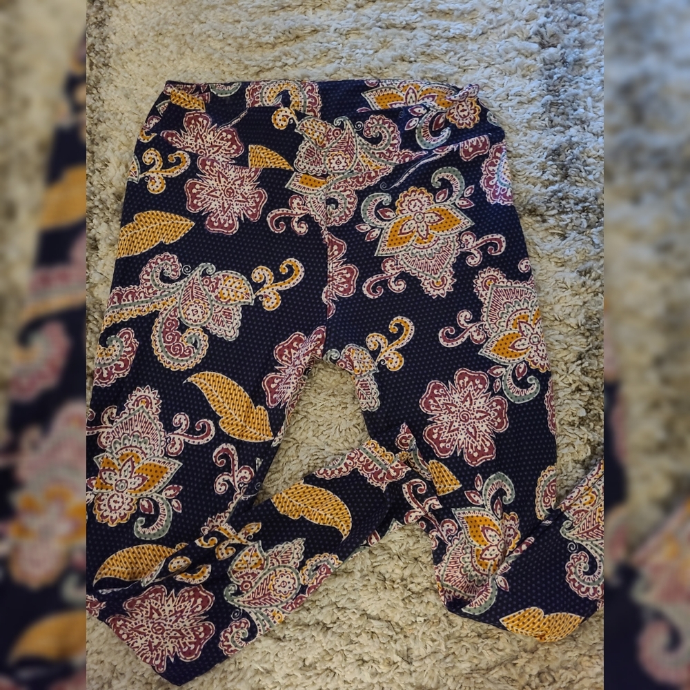 Lularoe Tall and Curvy Leggings